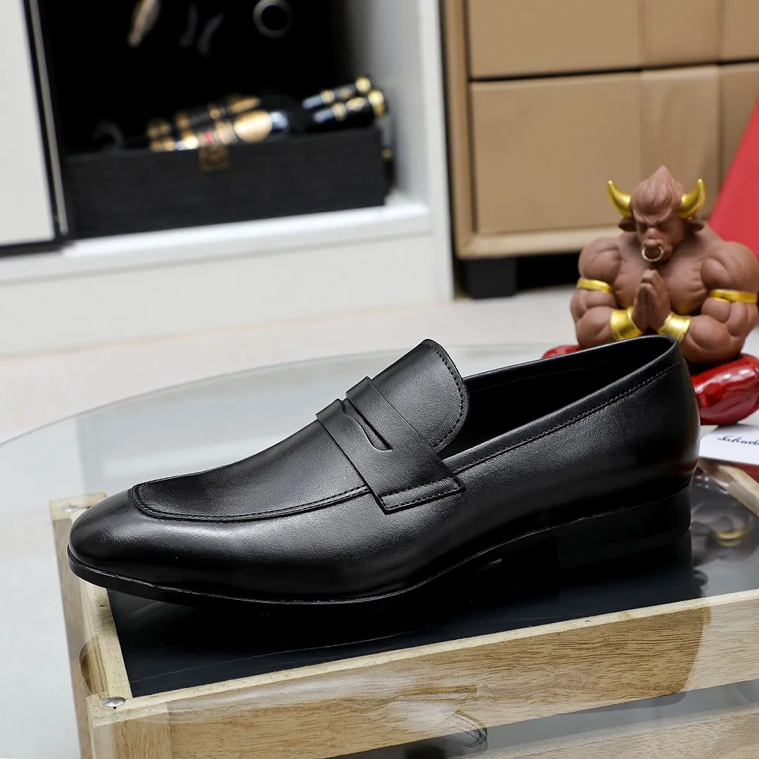 Men's shoes 💰460 🔥Ferragamo's new men's casual slip-on shoes🇨🇳Official website original 1:1 mold, original quality💯Fine workmanship, high-end luxury☘The upper is made of imported Italian first-layer cowhide🌴Luxurious water dyeing🐂Leather lining🍓Rubber wear-resistant and non-slip outsole, breathable and comfortable to wear🍍The first choice for high-grade men, 5 colors available! Code number 38-44 (45.46. Customized)